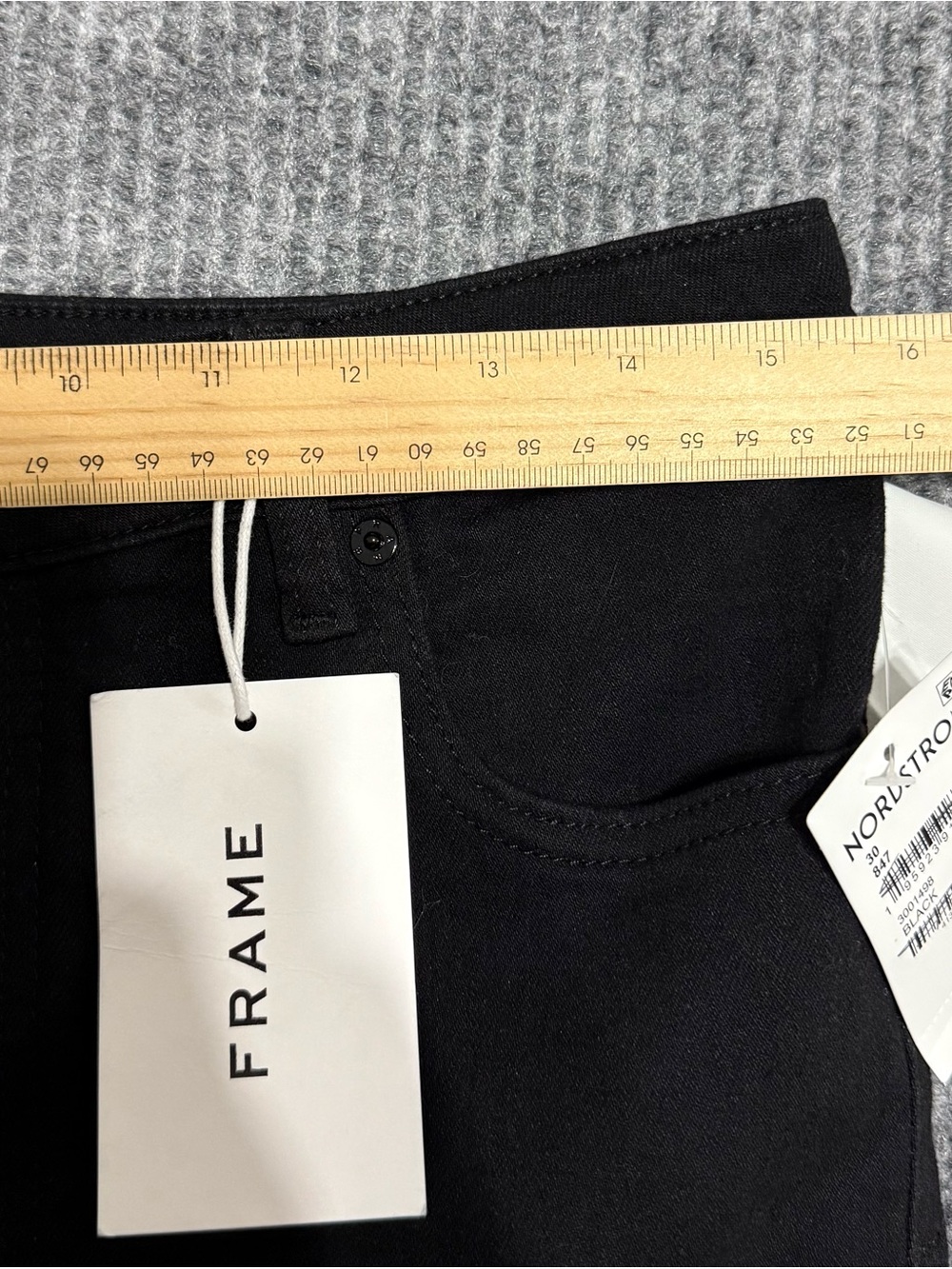 New FRAME The Reboot High Waist Ankle Length Bootcut Jeans Black Size 30 - Picture 12 of 12